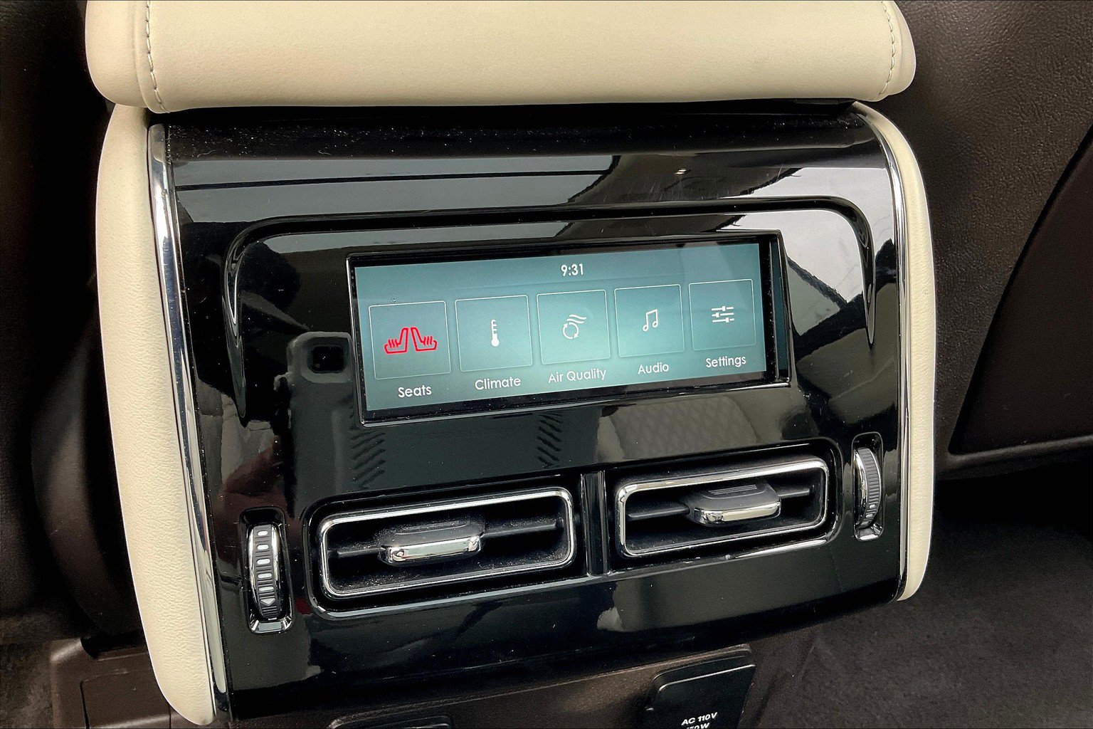 Used 2021 Lincoln Aviator Black Label Grand Touring w/ Class IV Trailer Tow Package AWD/4WD image 38