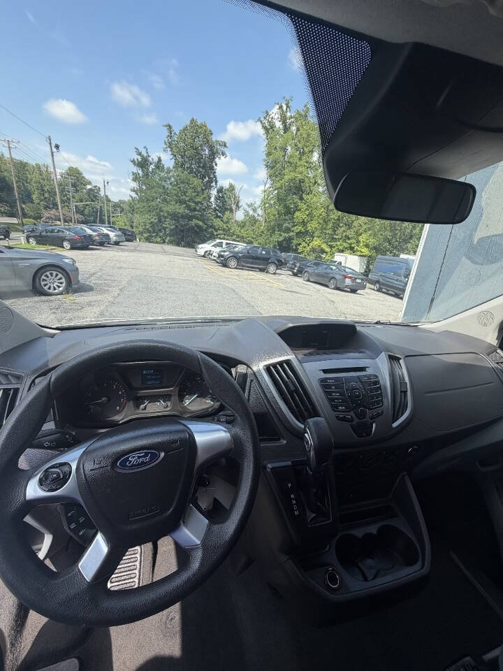 Used 2019 Ford Transit 350 XLT RWD image 10
