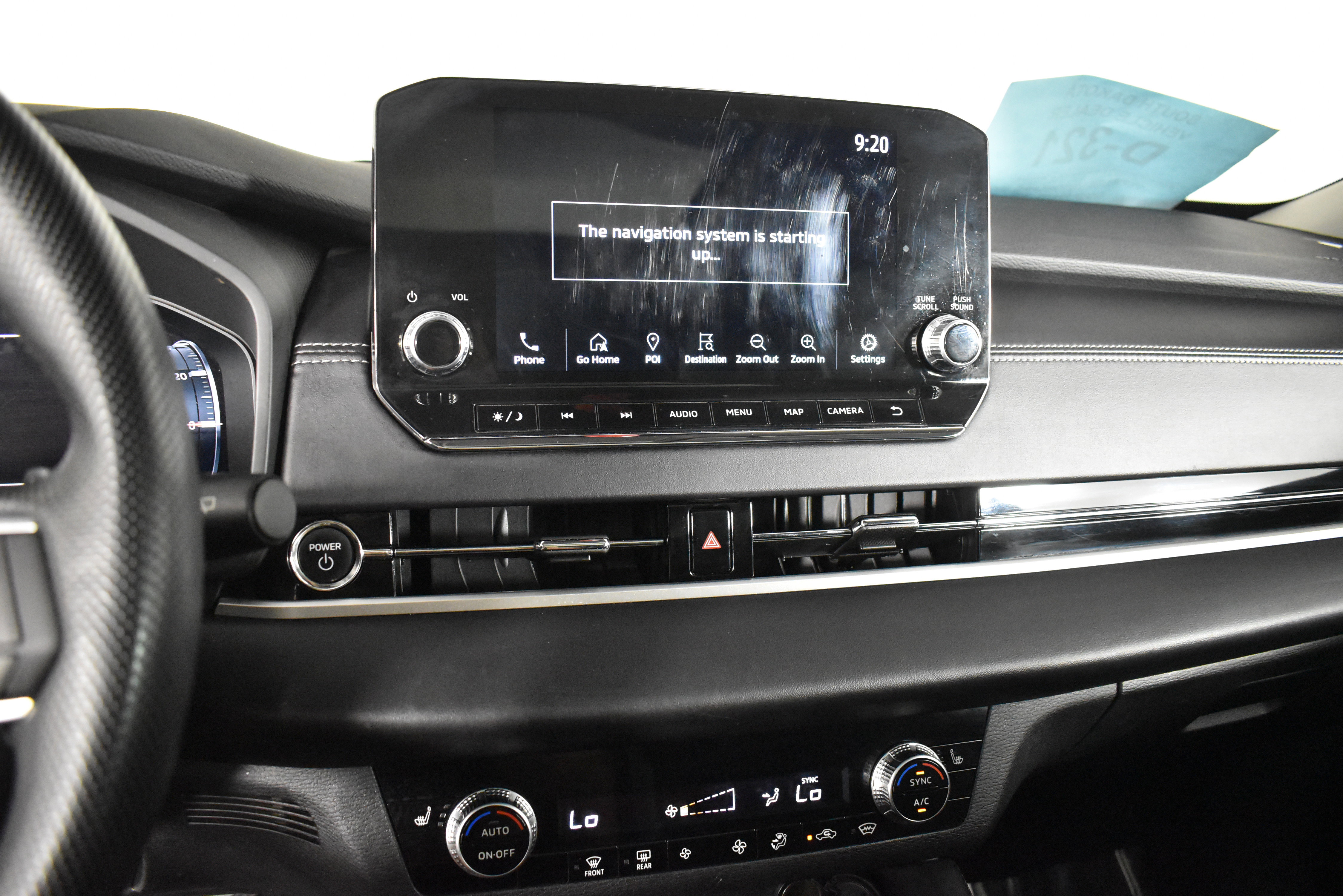 Used 2023 Mitsubishi Outlander SE image 25