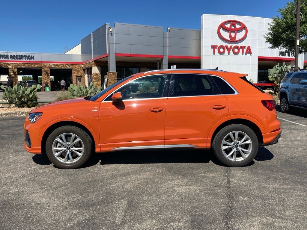 Used 2024 Audi Q3 2.0T Premium AWD/4WD image 8