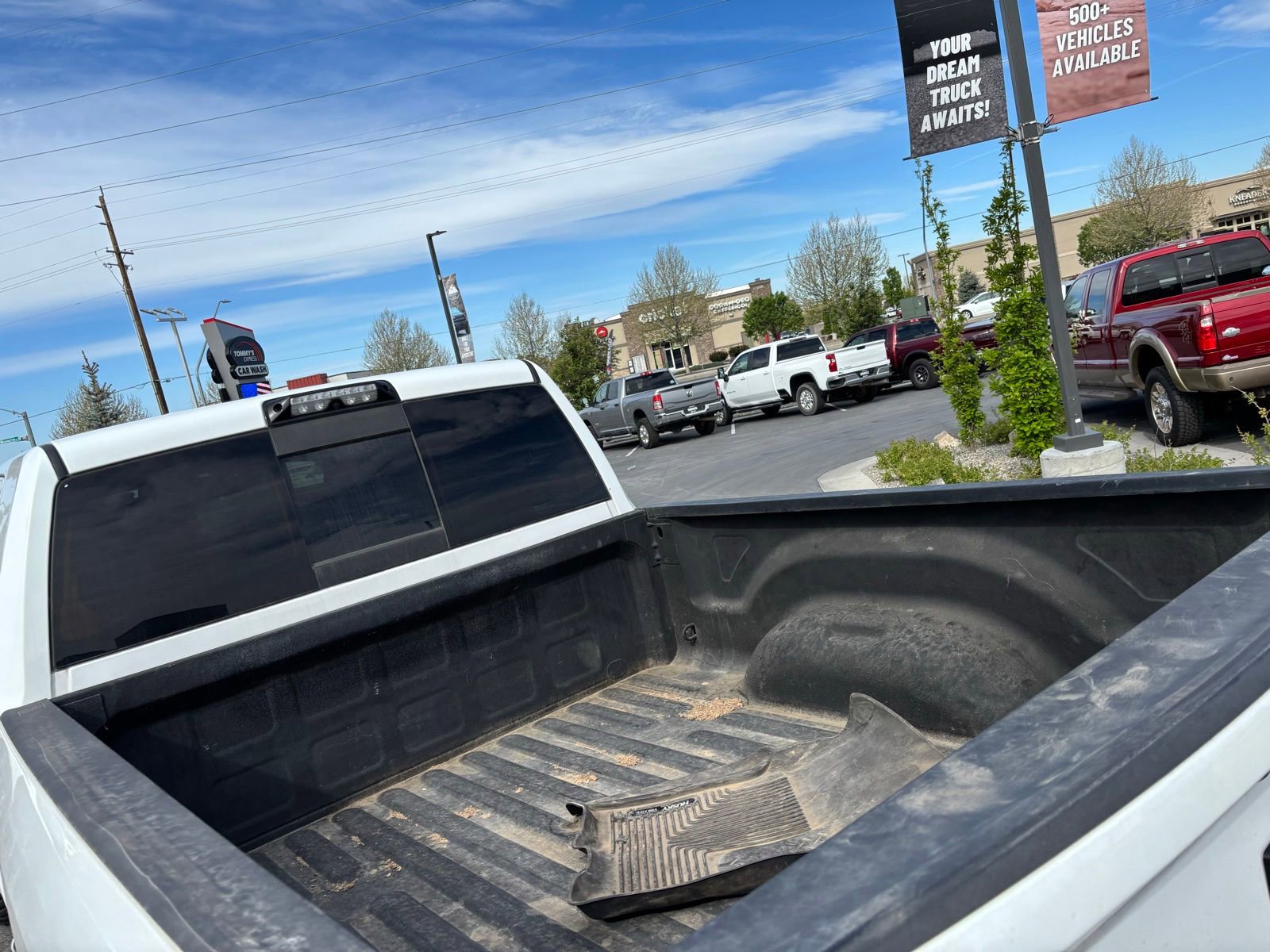 Used 2017 RAM 3500 Laramie w/ Convenience Group AWD/4WD image 6