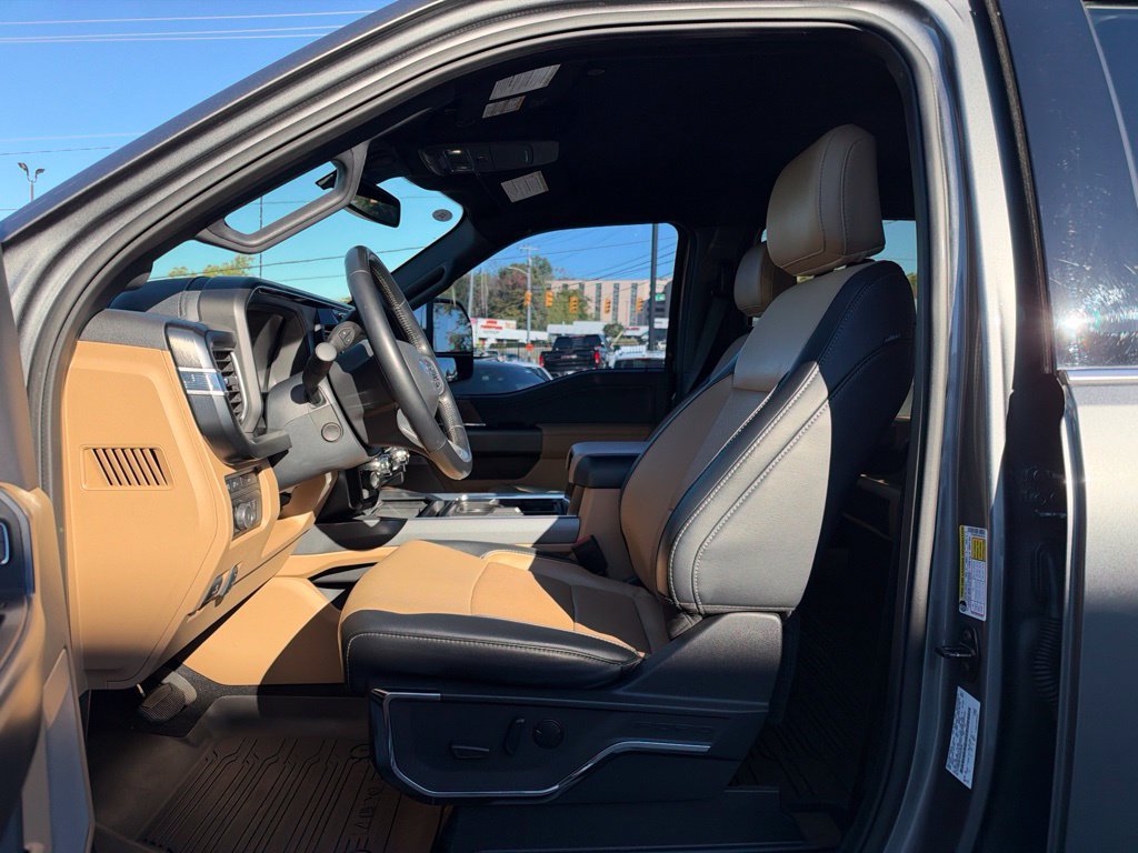 Used 2023 Ford F250 Lariat w/ Chrome Package AWD/4WD image 13