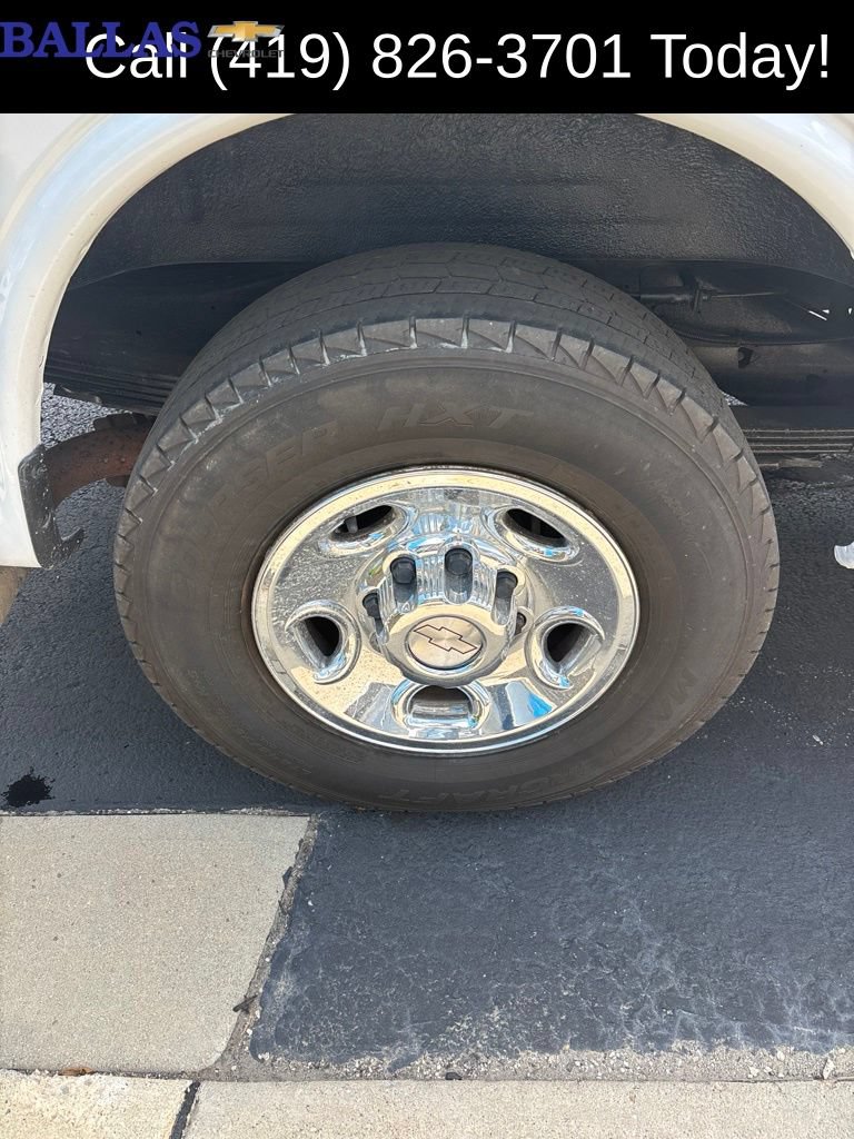 Used 2019 Chevrolet Express 3500 LT w/ LT Preferred Equipment Group RWD image 8