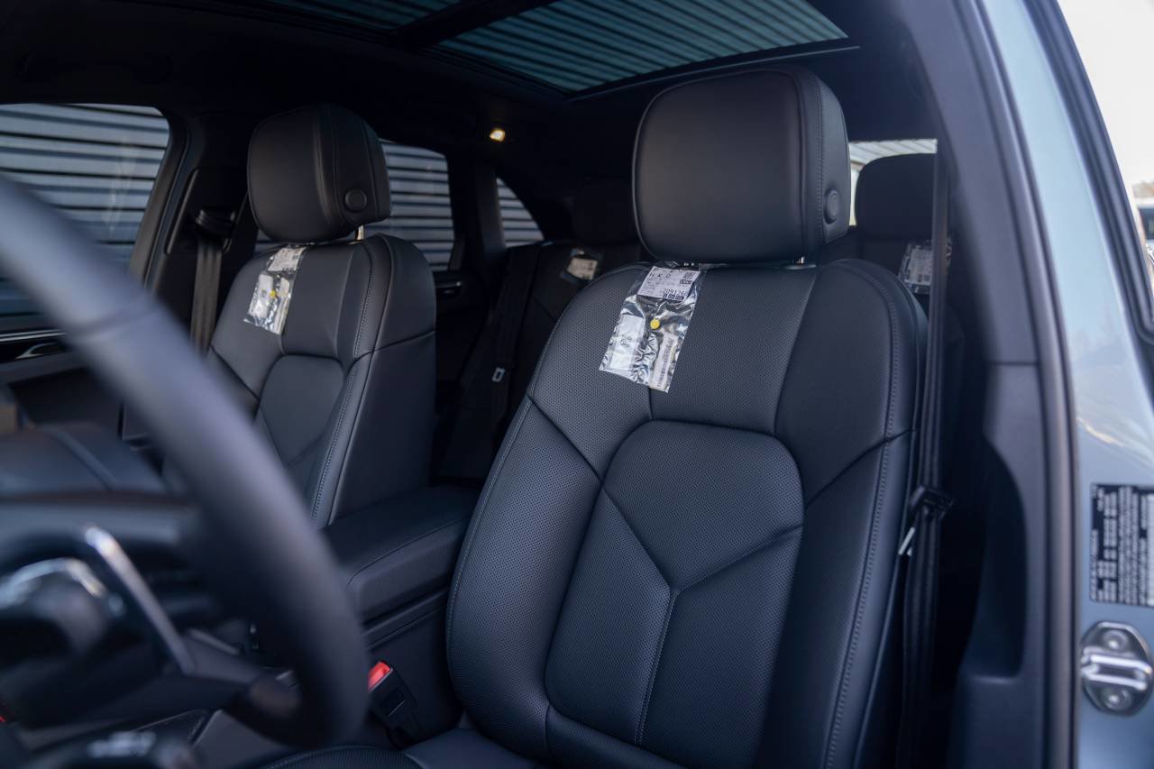 New 2026 Porsche Macan S image 5