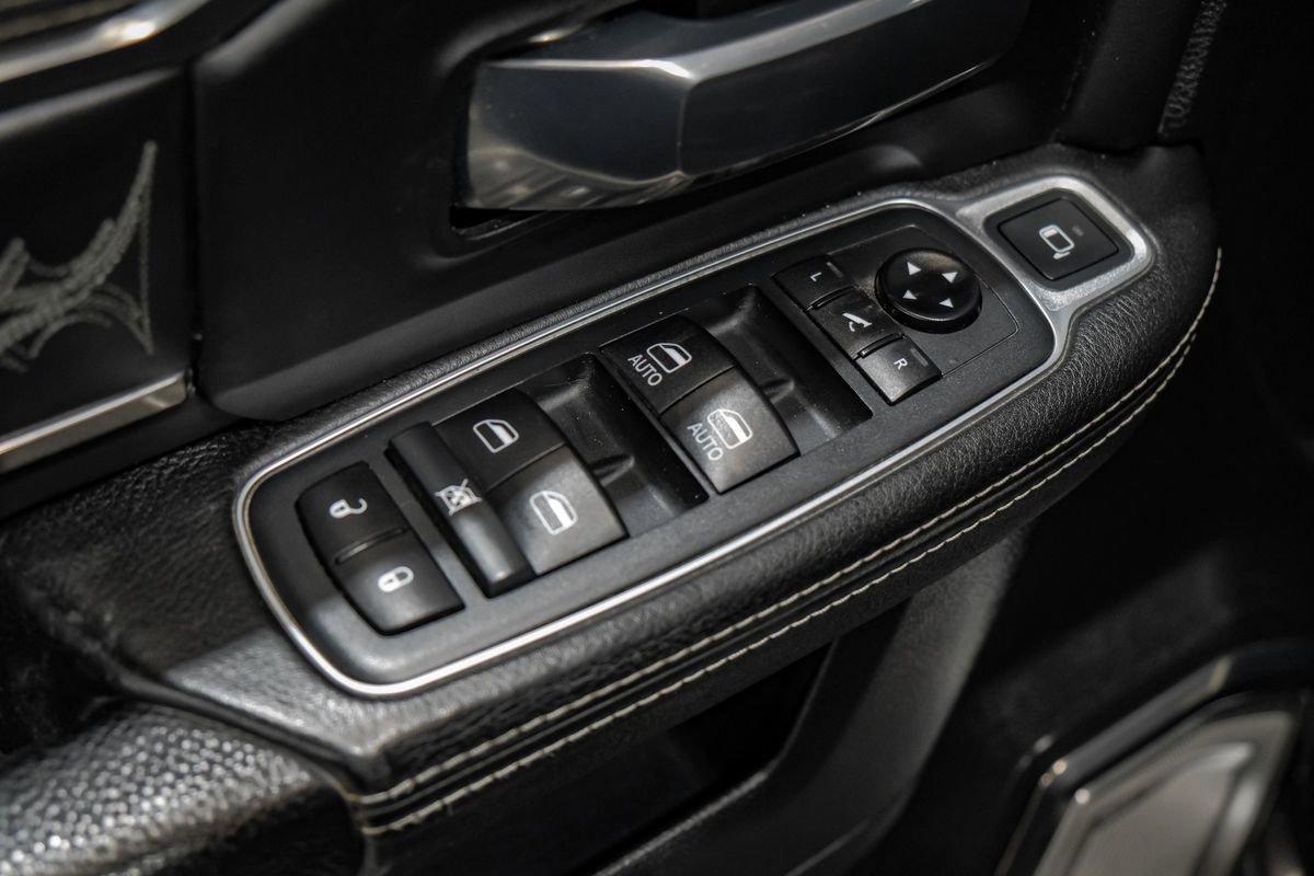 Used 2020 RAM 3500 Limited image 44