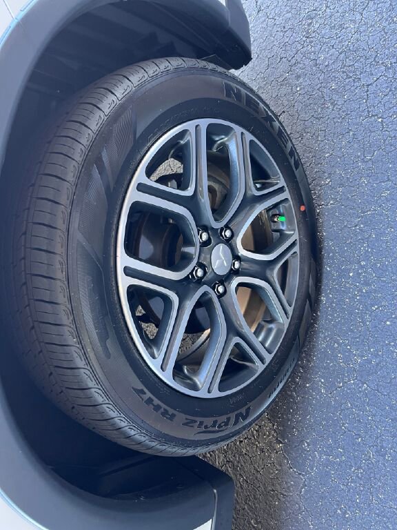 Used 2015 Mitsubishi Outlander GT image 33