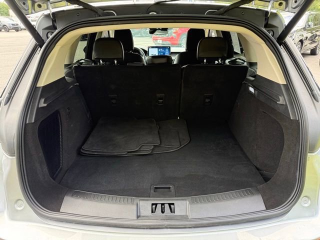 Used 2023 Lincoln Corsair AWD image 6