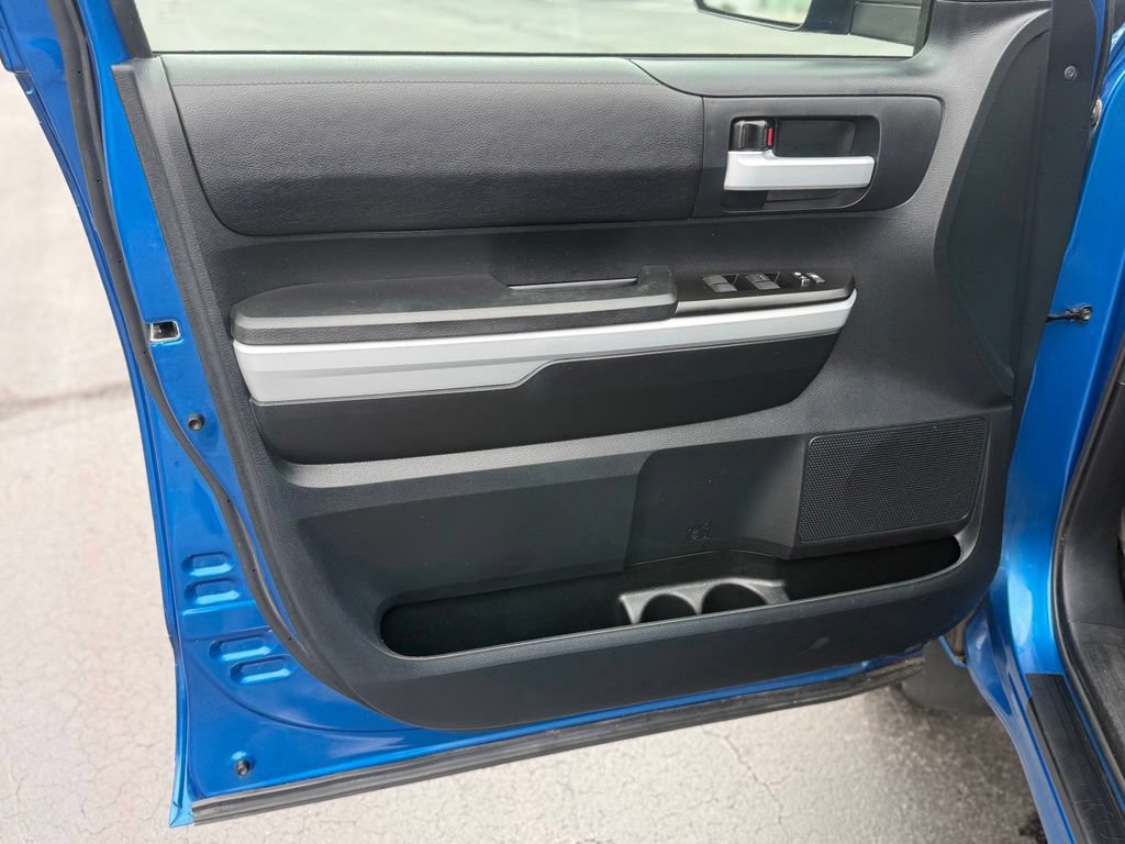 Certified 2018 Toyota Tundra SR5 AWD/4WD image 13