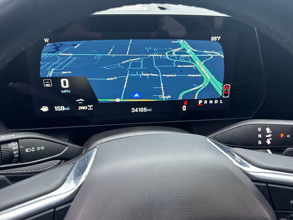 Used 2025 Chevrolet Equinox LT w/ Convenience Package II image 11