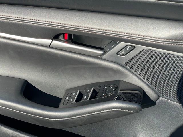 Used 2024 MAZDA MAZDA3 s FWD image 8