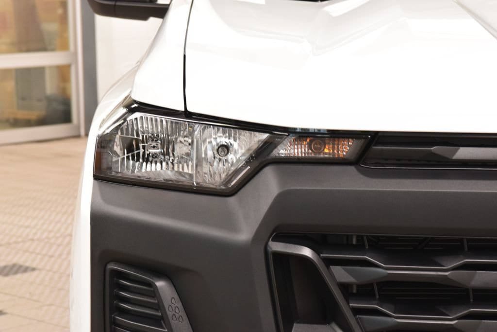 New 2026 Chevrolet Colorado W/T w/ WT Custom Package AWD/4WD image 12