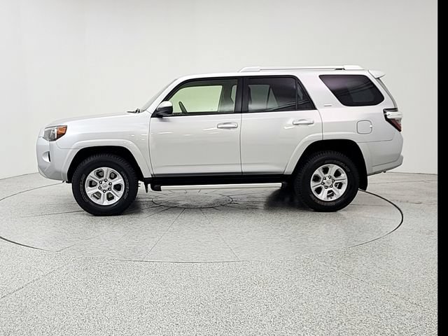 Used 2016 Toyota 4Runner SR5 AWD/4WD image 8