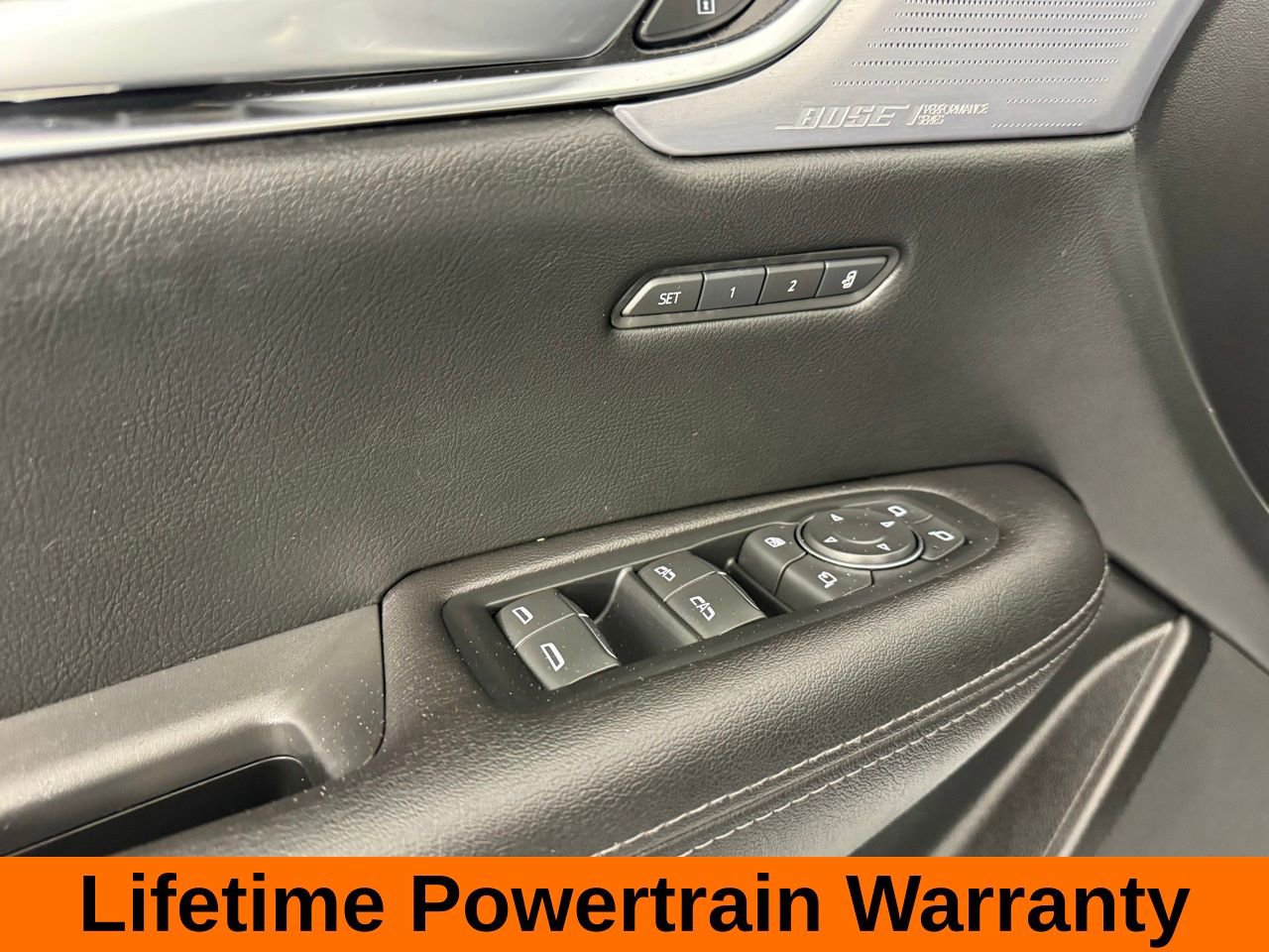 Used 2025 Cadillac XT5 Premium Luxury image 10