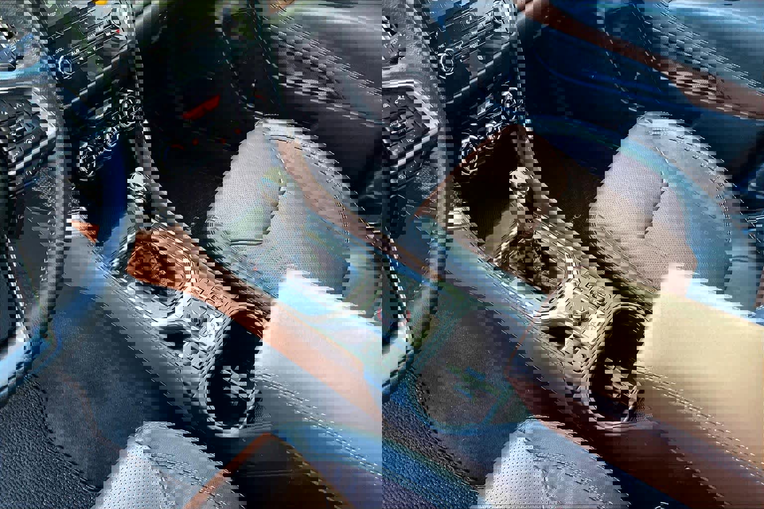 Used 2022 Subaru Forester Touring image 15