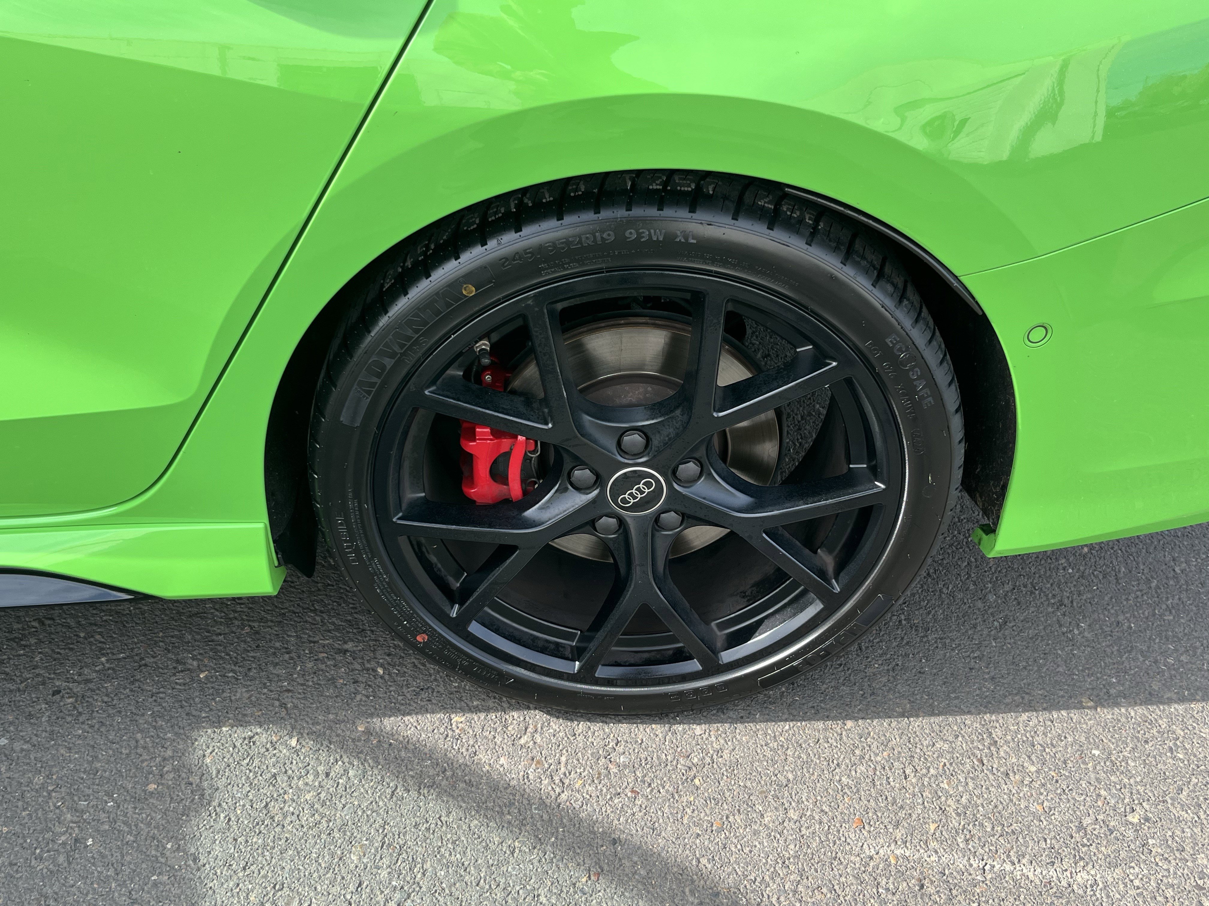 Used 2024 Audi RS 3 w/ RS Technology Package image 25