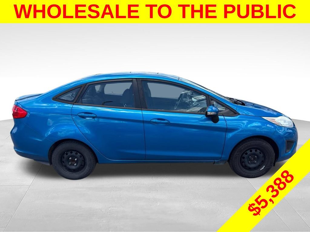 Used 2013 Ford Fiesta SE FWD image 8