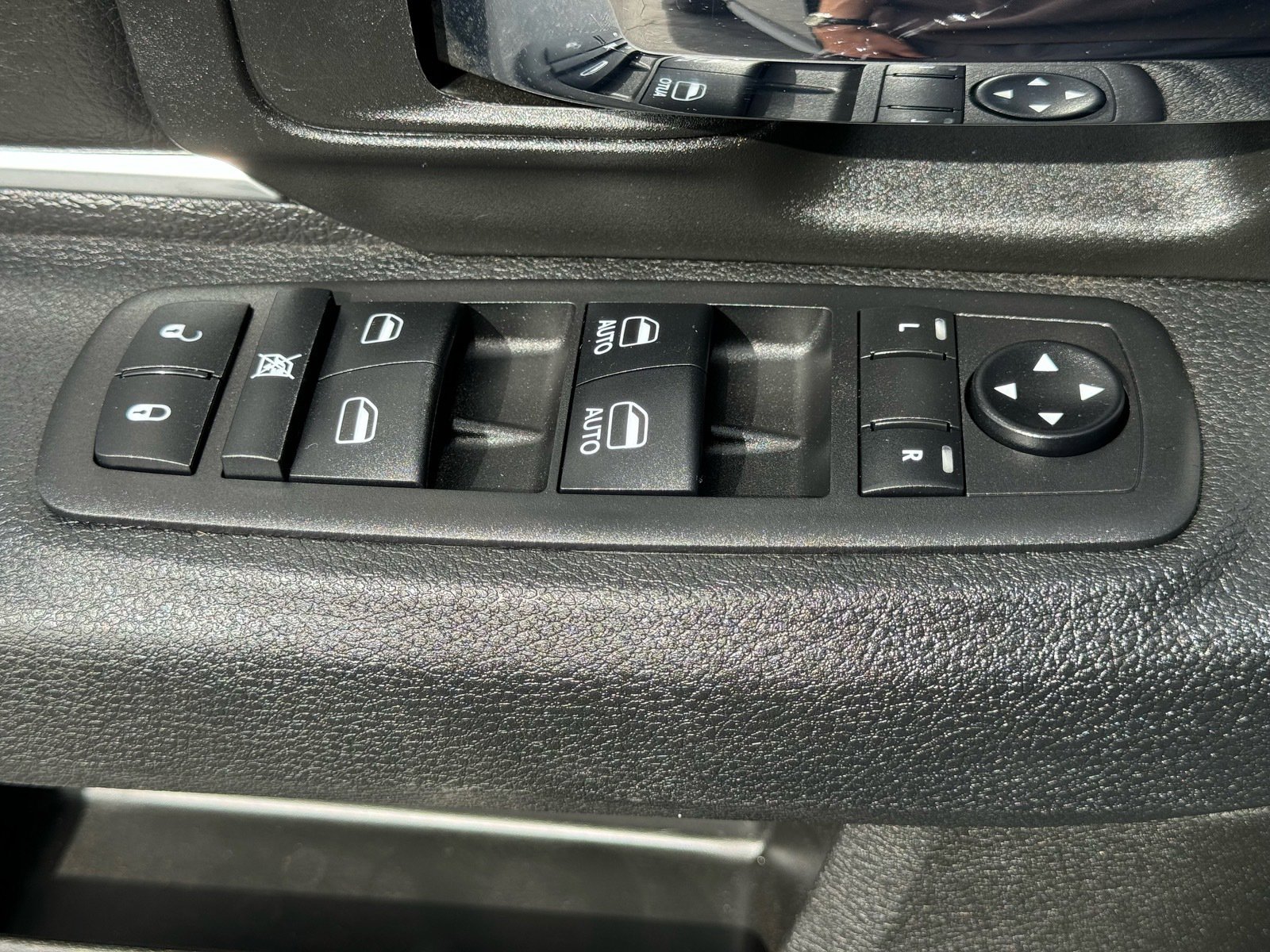 Used 2022 RAM 1500 Classic Warlock w/ Electronics Group image 17