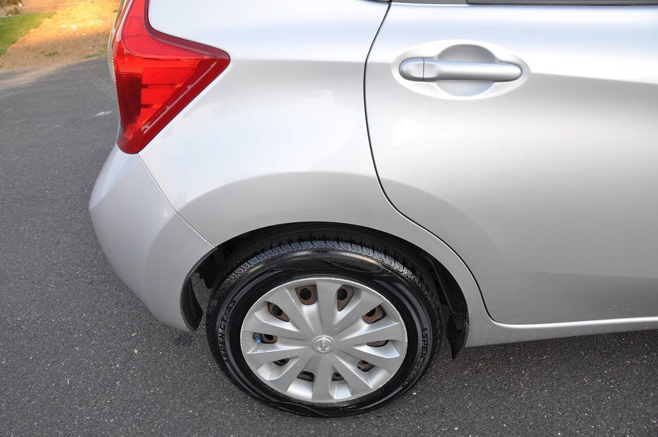 Used 2015 Nissan Versa Note S Plus FWD image 29