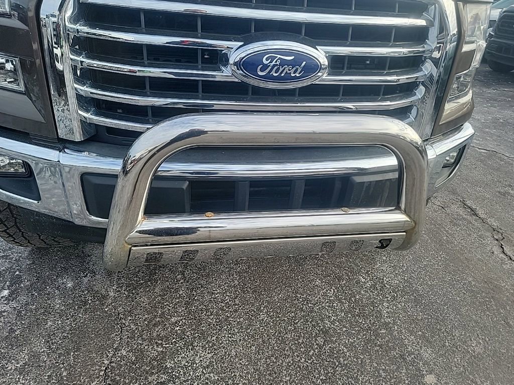 Used 2017 Ford F150 XLT w/ Equipment Group 302A Luxury image 15