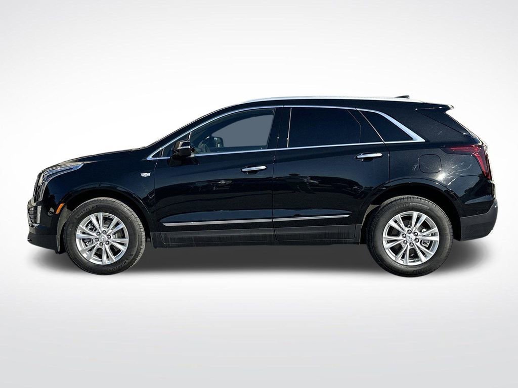 New 2025 Cadillac XT5 Luxury w/ LPO, Floor Liner Package FWD image 4