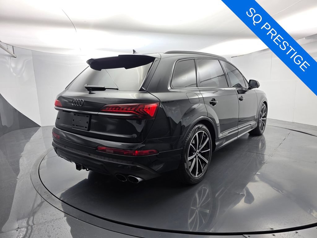 Used 2023 Audi SQ7 Prestige AWD/4WD image 4