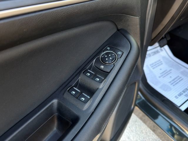 Used 2022 Ford Edge SEL w/ Convenience Package image 18