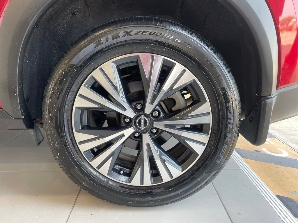 Certified 2023 Nissan Rogue SV w/ SV Premium B Package FWD image 18