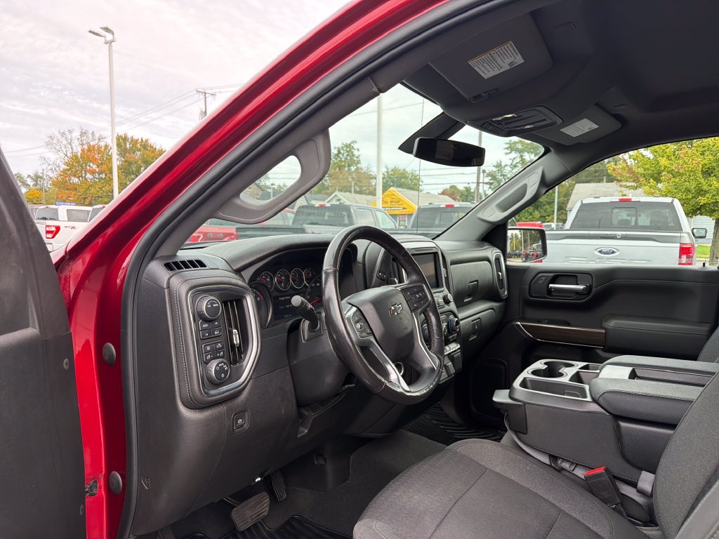 Used 2022 Chevrolet Silverado 1500 RST AWD/4WD image 7