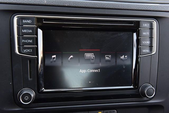 Used 2017 Volkswagen Jetta SE FWD image 15