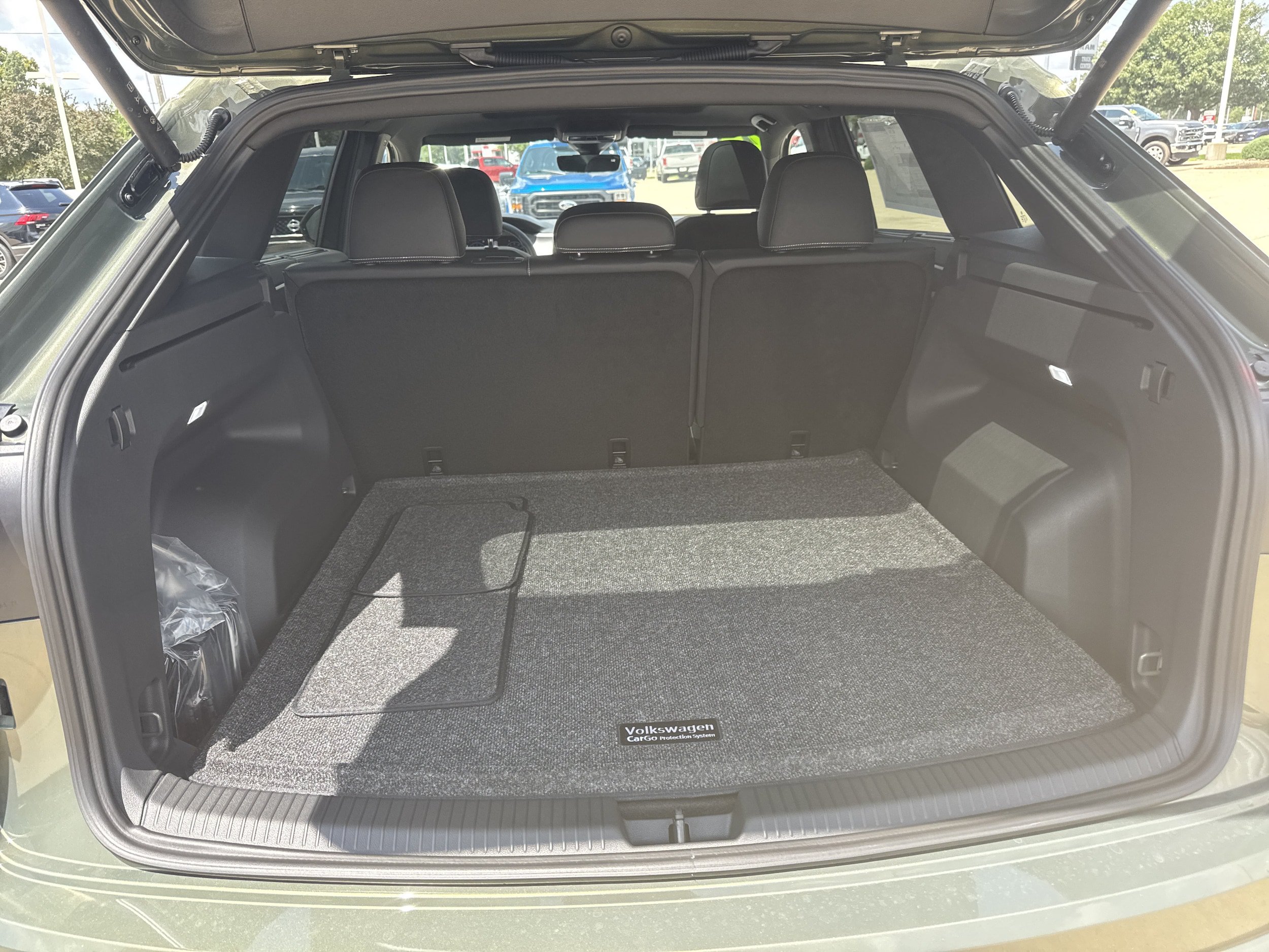 New 2026 Volkswagen Atlas Cross Sport SE AWD/4WD image 10