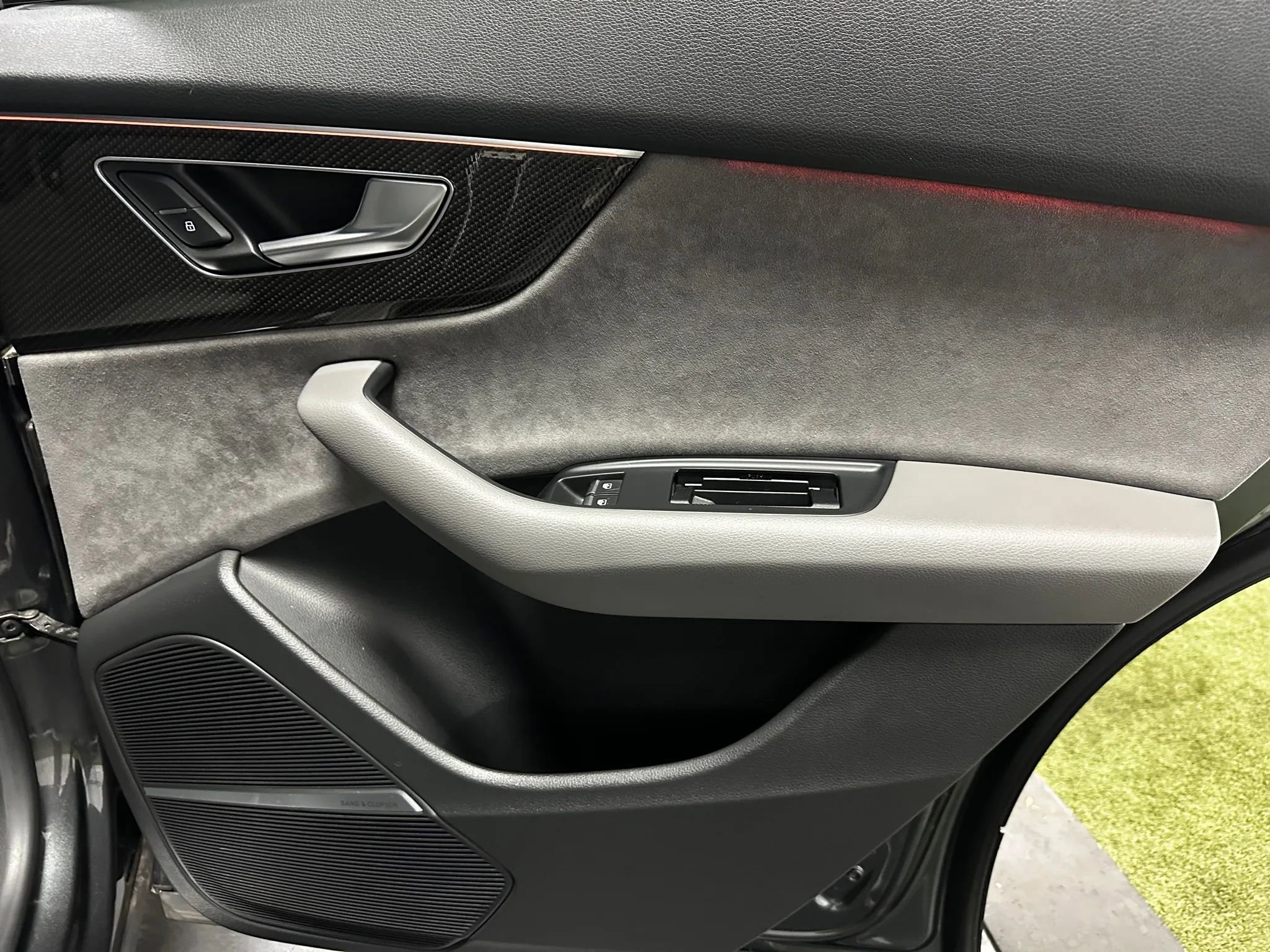 Used 2020 Audi SQ8 Prestige w/ Prestige Package image 22