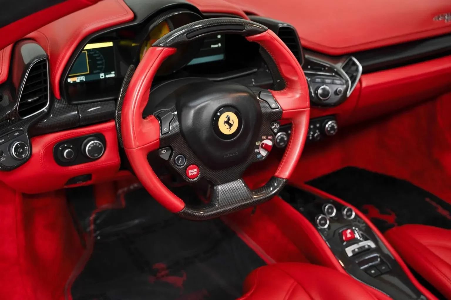 Used 2013 Ferrari 458 Spider RWD image 10