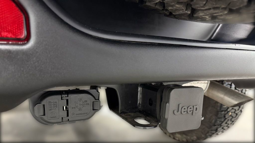 Used 2024 Jeep Wrangler Unlimited Rubicon image 10