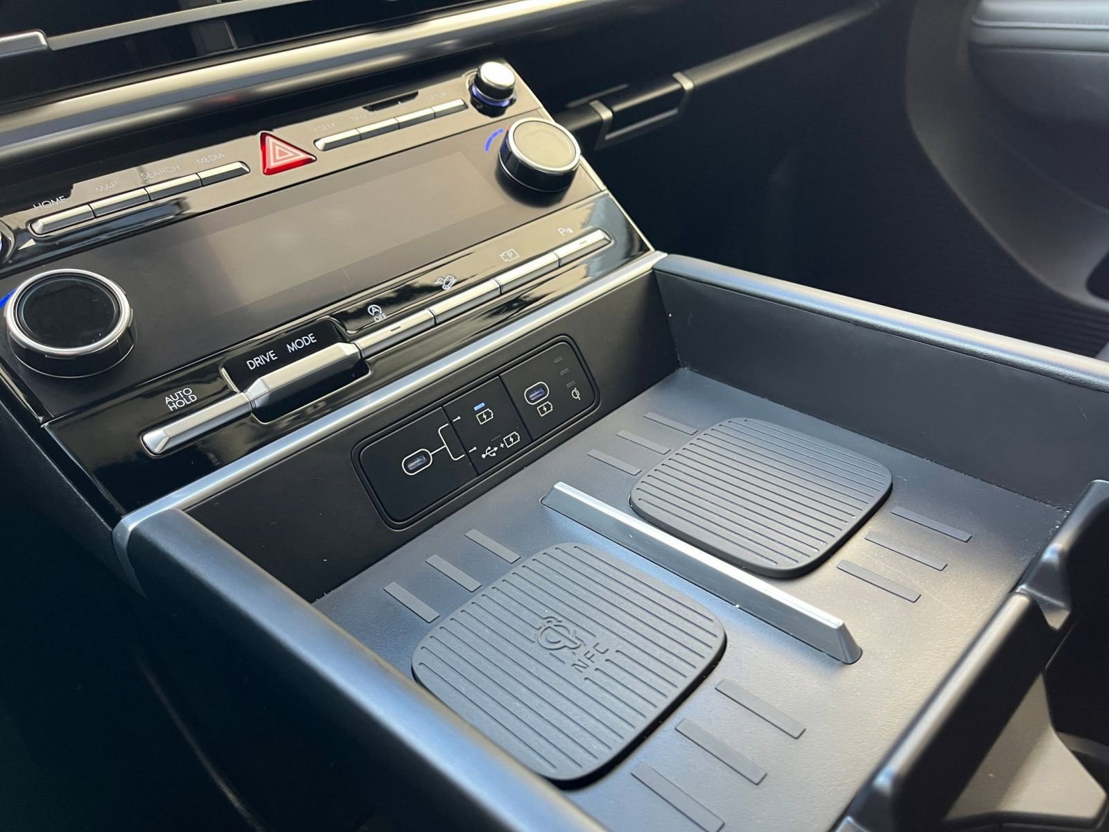 Used 2025 Hyundai Santa Fe SEL image 43