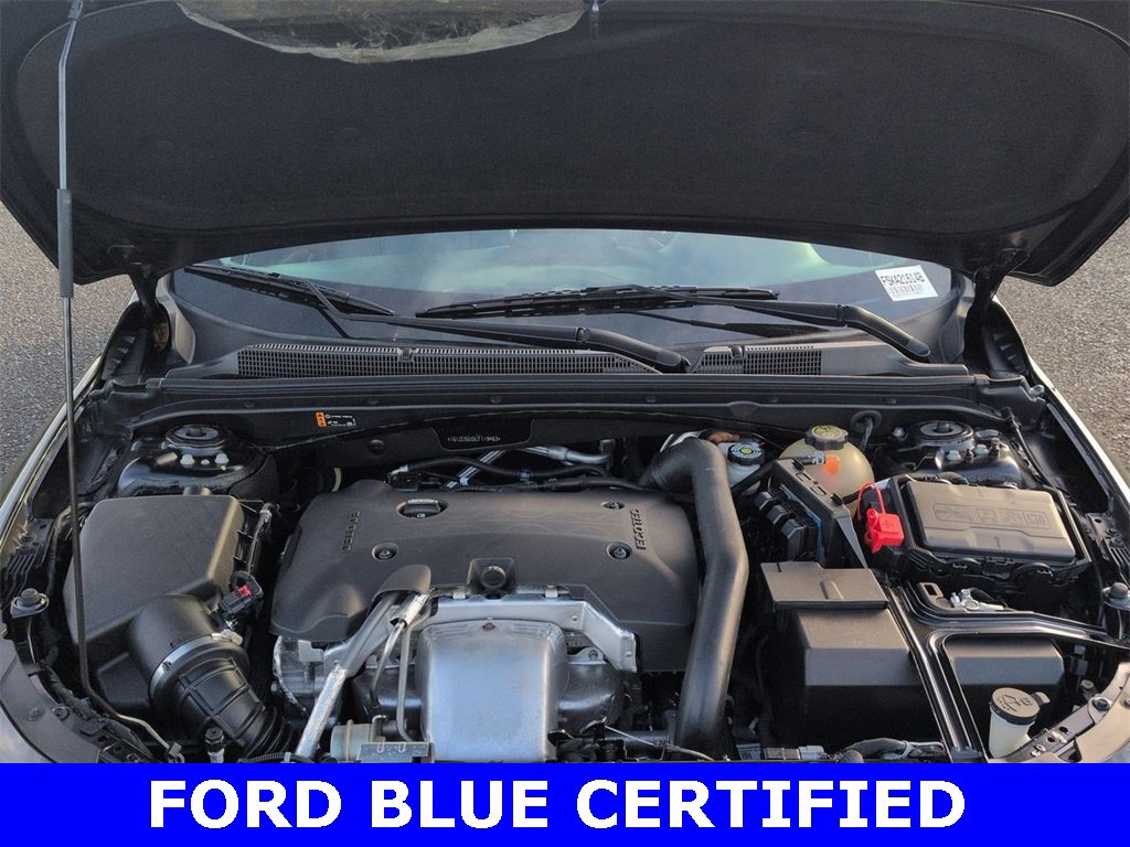 Used 2020 Chevrolet Malibu Premier image 33