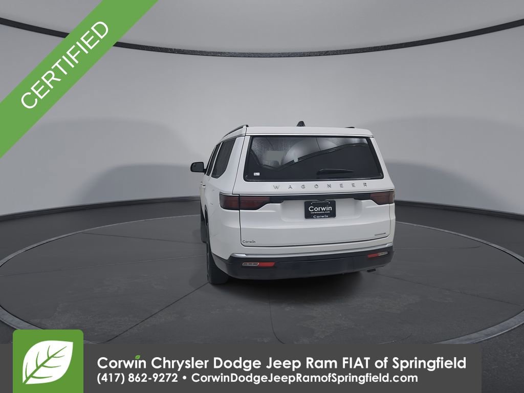 Certified 2024 Jeep Wagoneer L Series III w/ Flexible Seating Group image 12