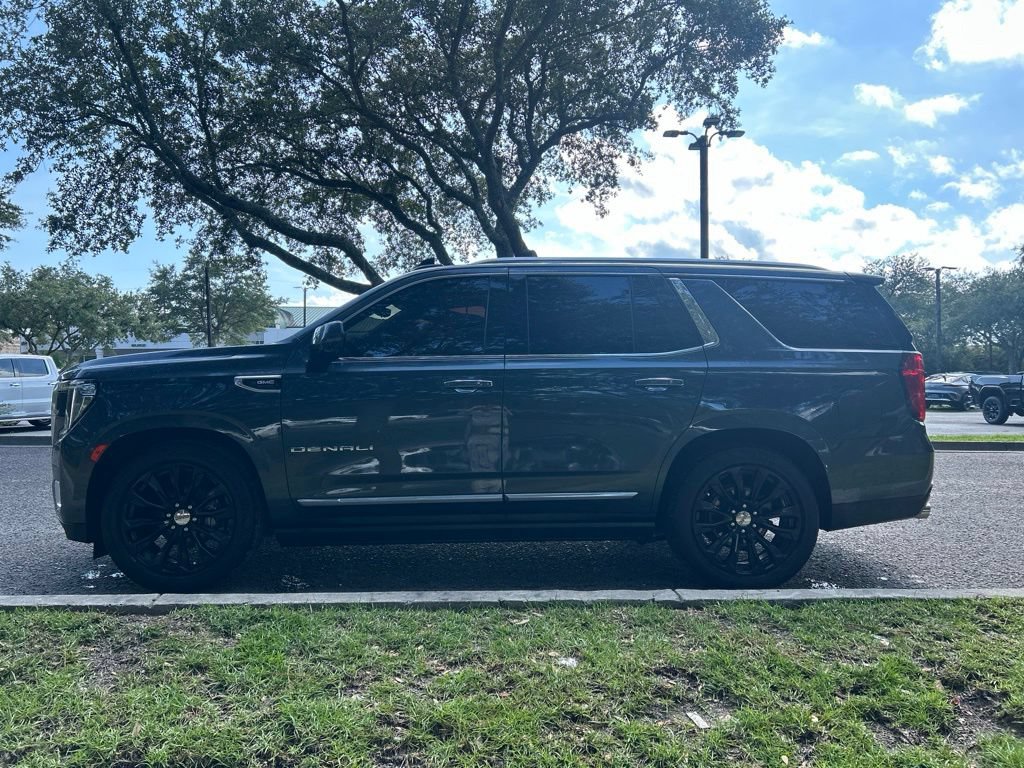 Used 2021 GMC Yukon Denali w/ Denali Ultimate Package AWD/4WD image 1