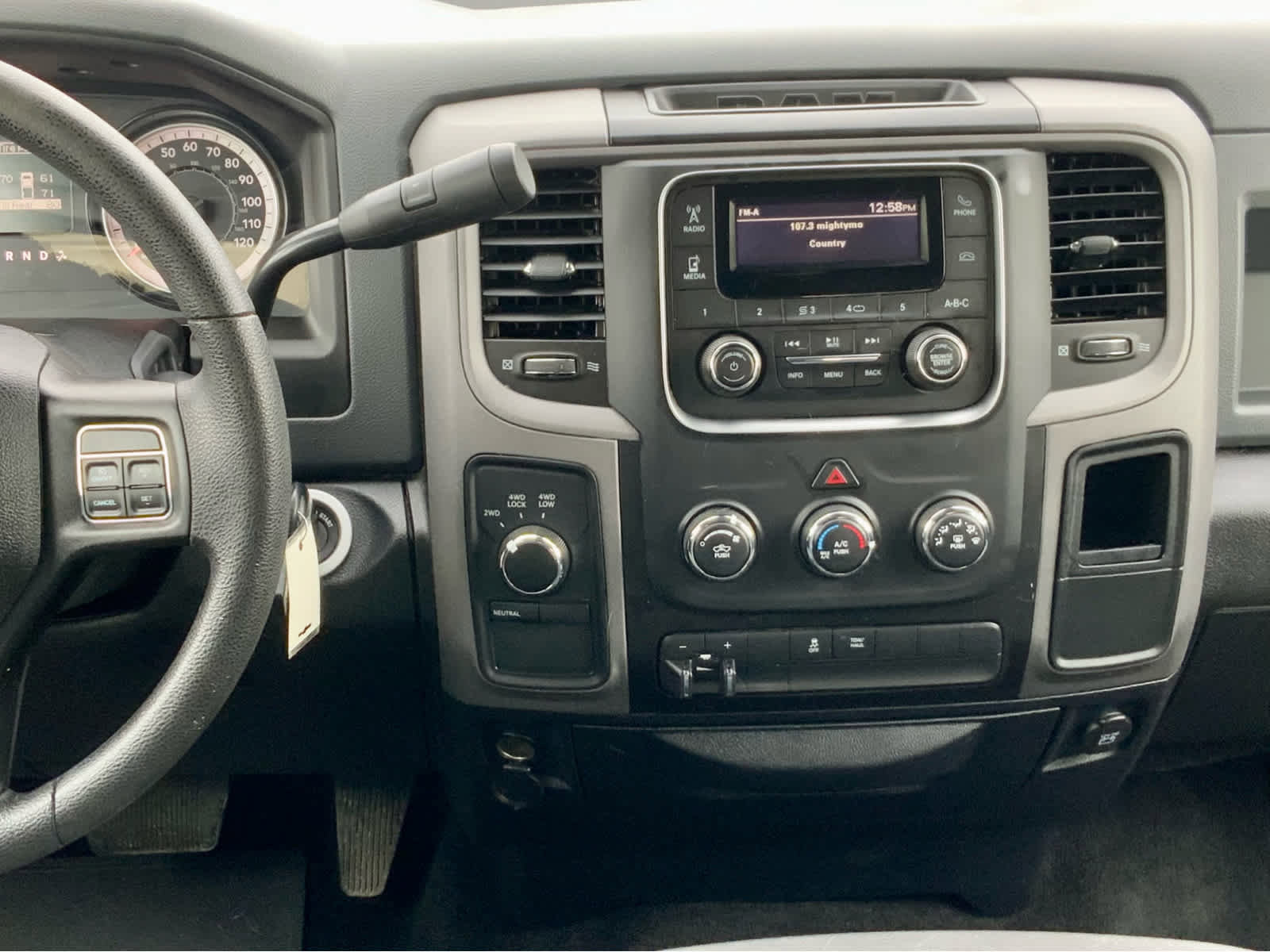 Used 2016 RAM 2500 Tradesman w/ Chrome Appearance Group image 45