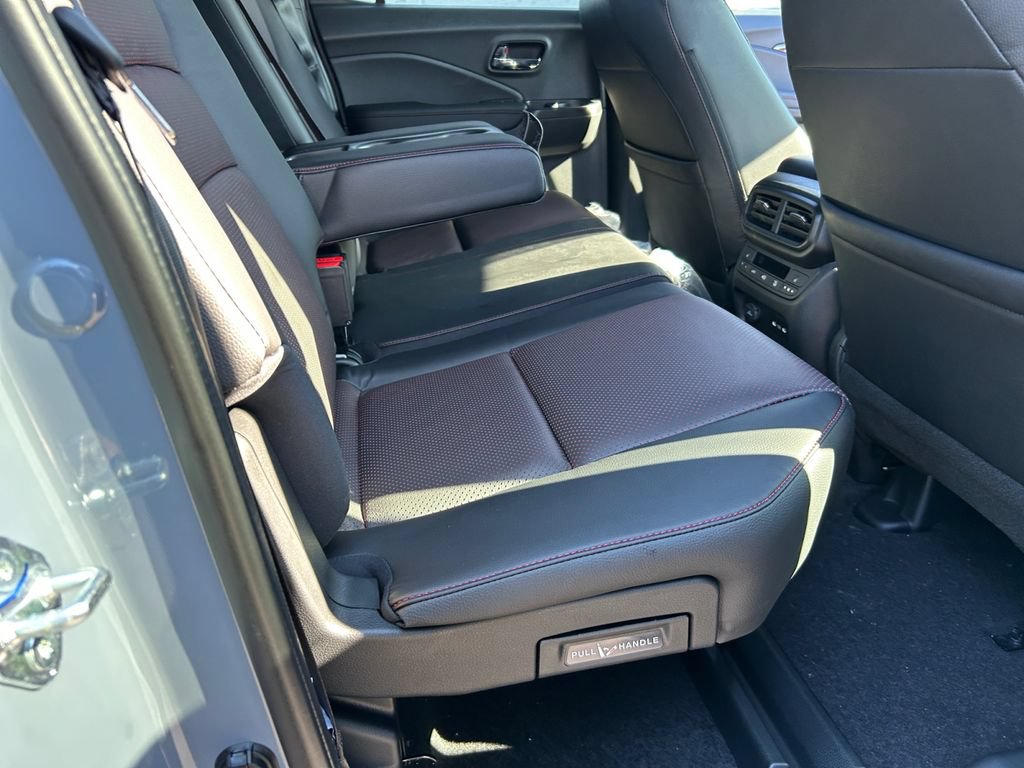 New 2026 Honda Ridgeline Black Edition image 19