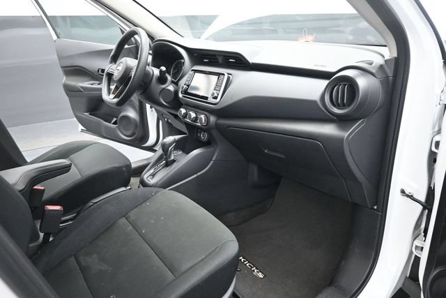 Used 2024 Nissan Kicks S FWD image 40