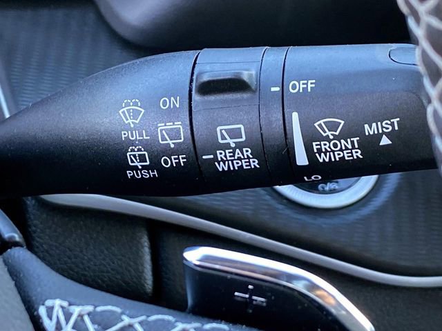 Used 2024 Jeep Grand Cherokee L Altitude image 19