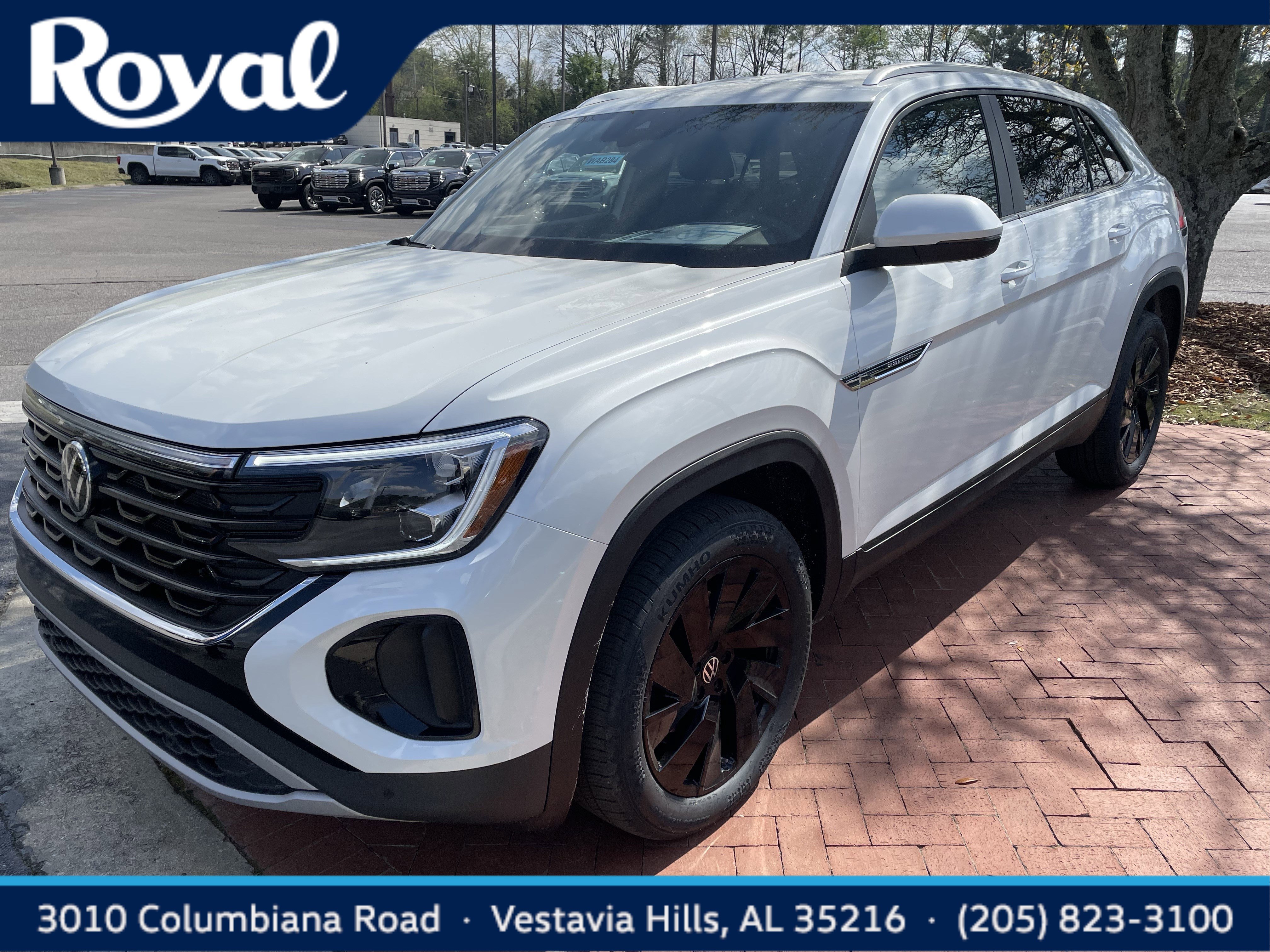 New 2026 Volkswagen Atlas Cross Sport SE image 1