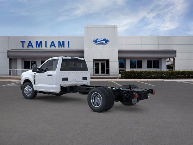 New 2026 Ford F350 XL image 4