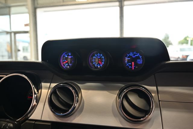 Used 2005 Ford Mustang GT Premium RWD image 17