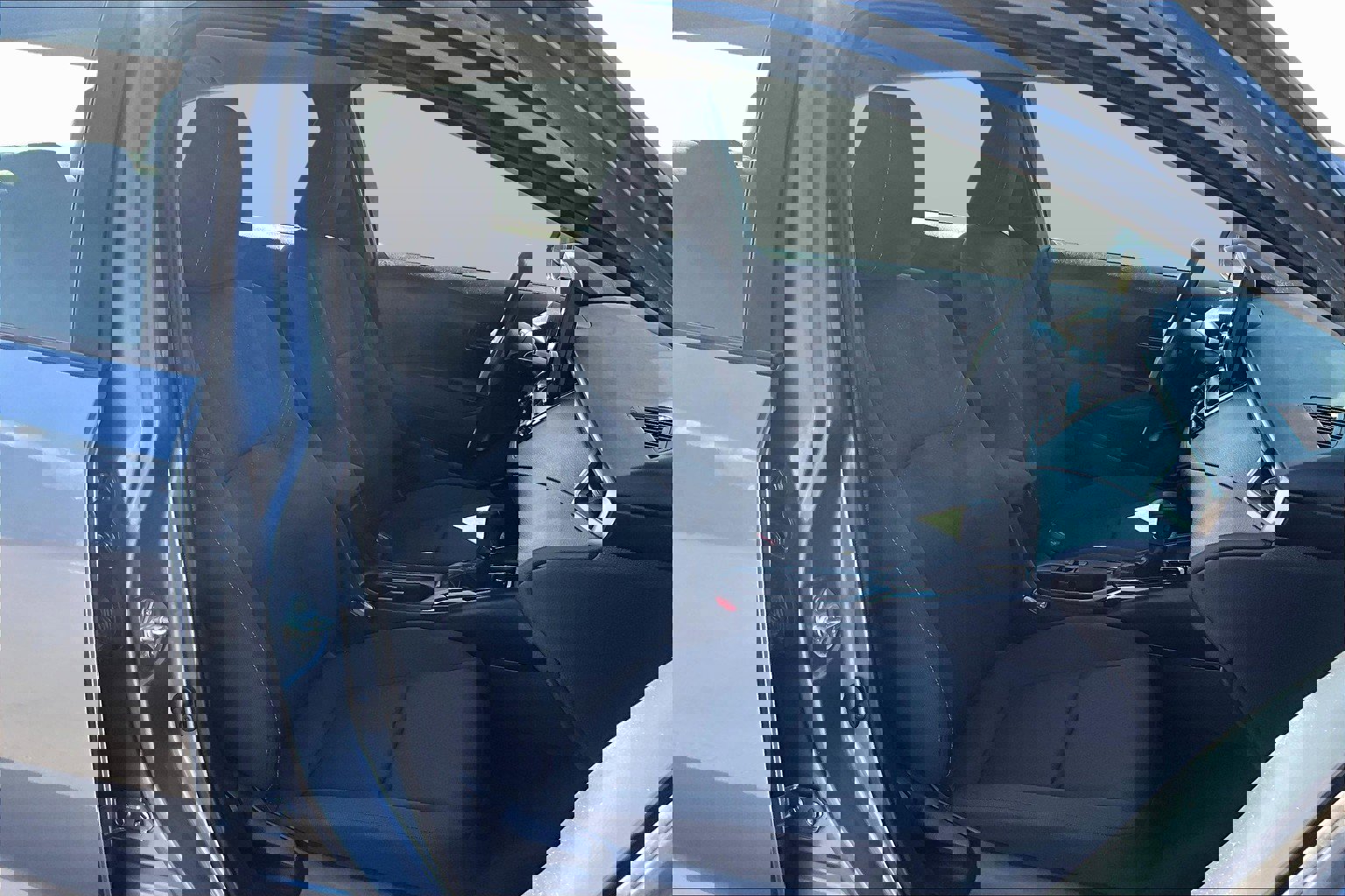 Used 2024 Toyota Corolla LE image 7