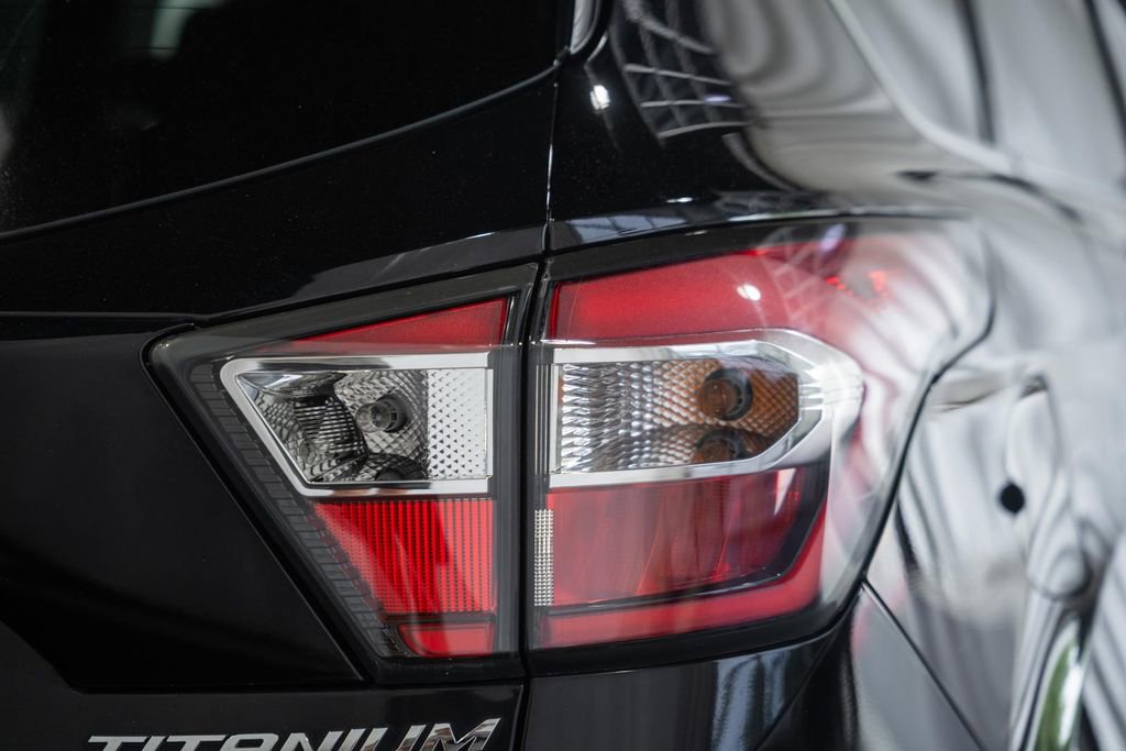 Used 2017 Ford Escape Titanium w/ Equipment Group 301A AWD/4WD image 6