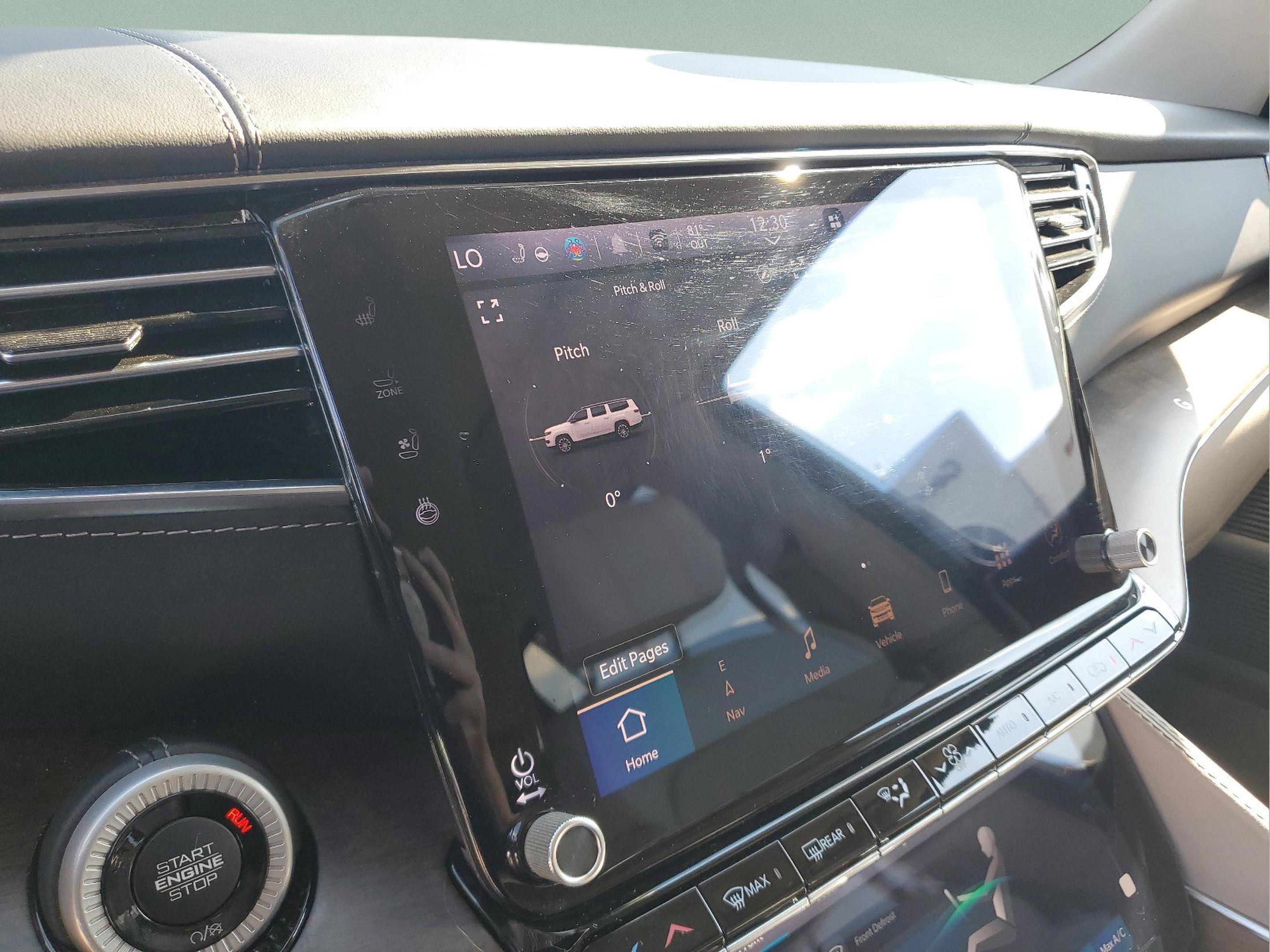 Used 2023 Jeep Grand Wagoneer L 4X4 image 16