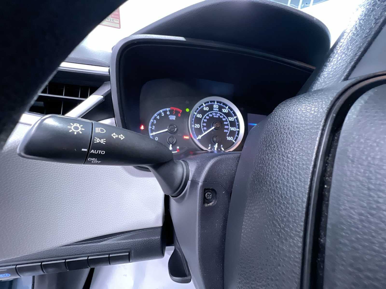 Used 2022 Toyota Corolla LE FWD image 18