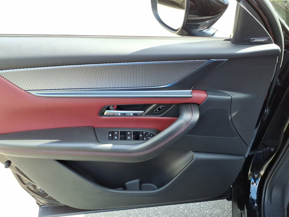 New 2025 MAZDA CX-70 Plug-In Hybrid w/ Premium Plus image 13