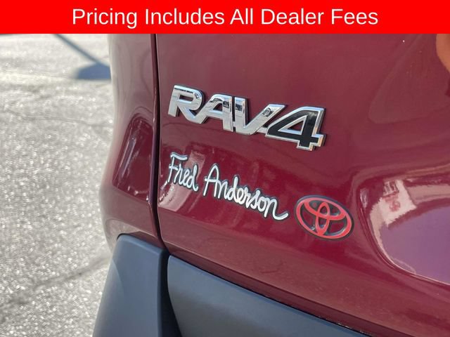 Used 2022 Toyota RAV4 XLE Premium AWD/4WD image 11